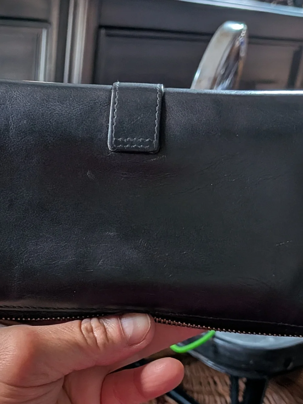 Yves Saint Laurent Black Leather Wallet with Gold Y Logo - Picture 4 of 13